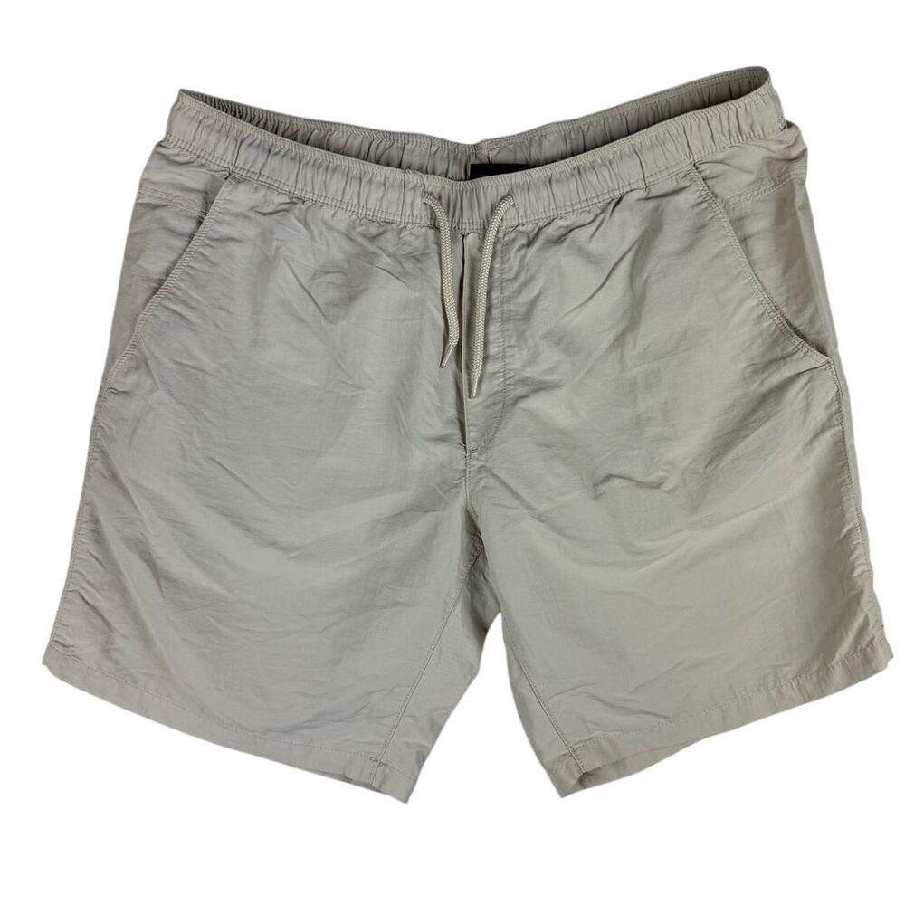 H&M Men's Comfortable & Stylish XL Shorts - Great Condition